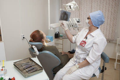 Стоматолог и пацтент